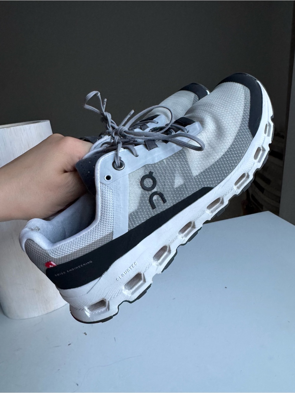 On Running Cloudvista Glacier Black Women’s Sneakers Size 9